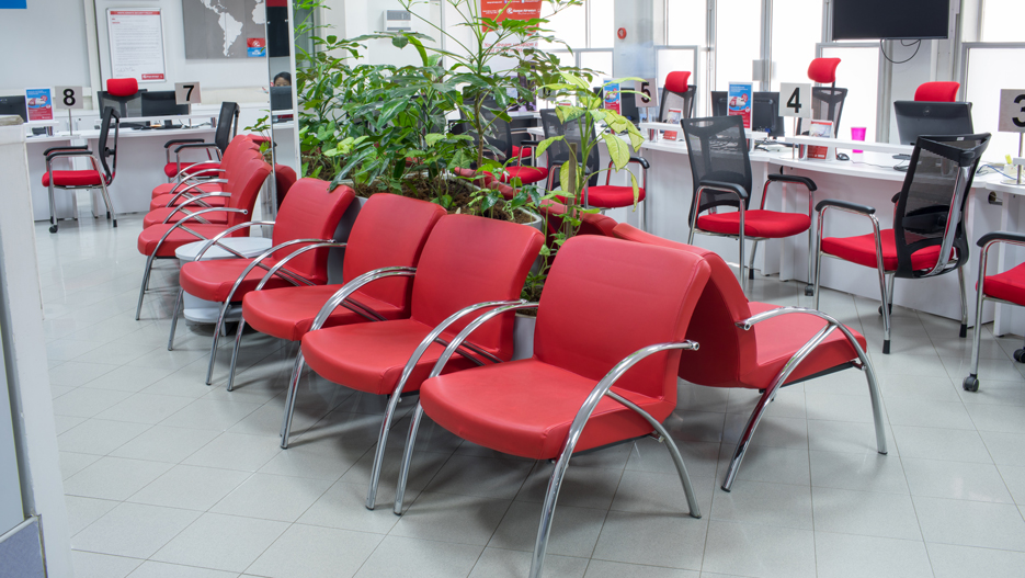Buy Office Furniture in Nairobi: Newline Explains Why Using the Right Furniture is Important
