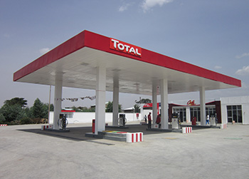 Total fuel station canopy, Pasqua Giuseppe