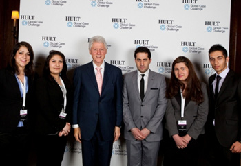 AUIS meets Bill Clinton