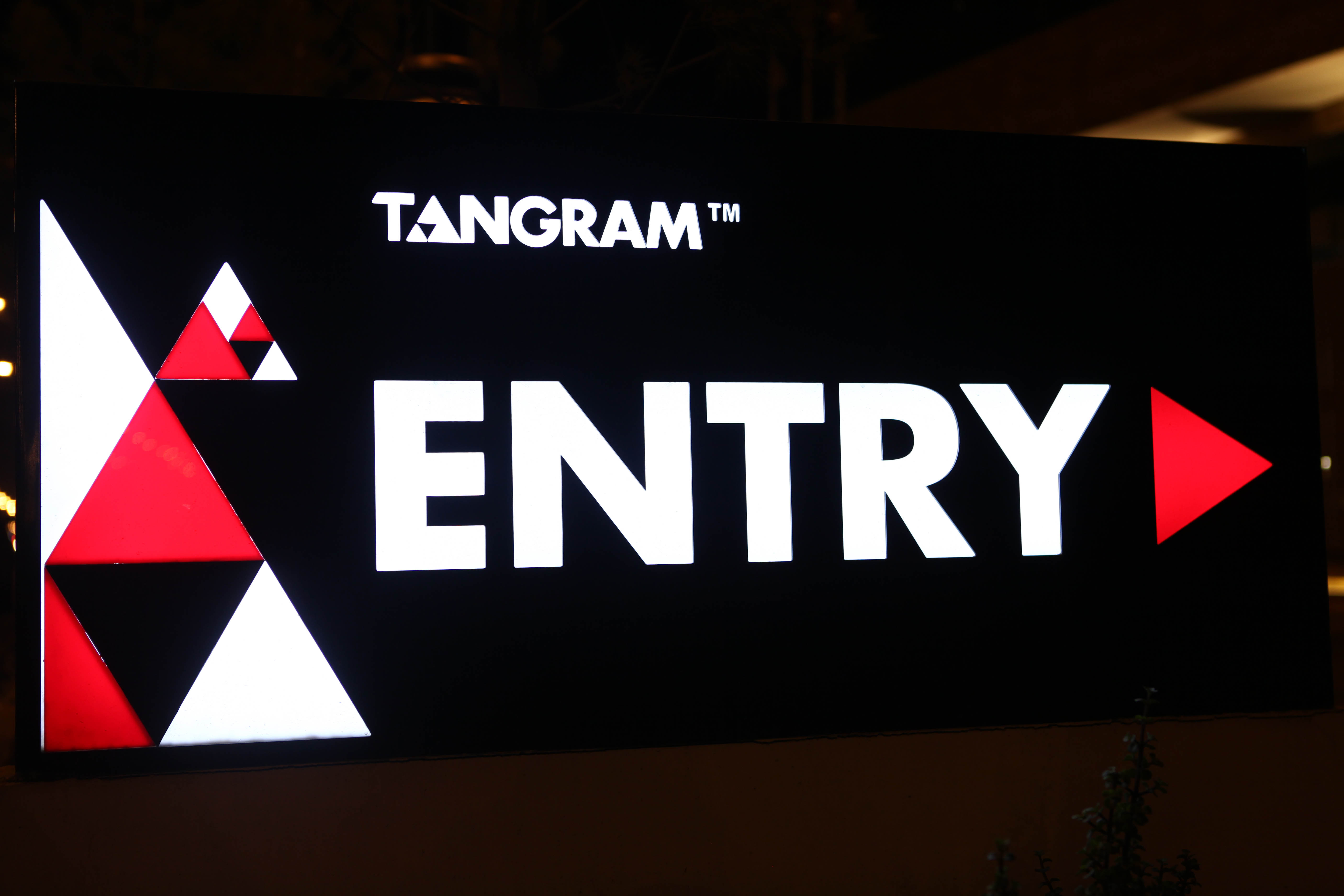 Tangram Hotel Erbil: Lobby and Reception Area