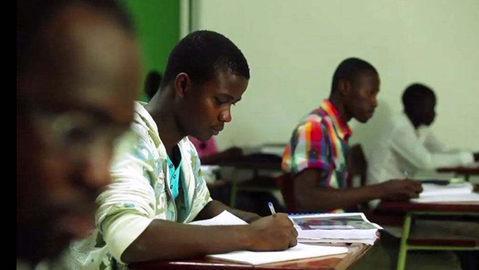 Lourenço do Rosário Avalia o Ensino Superior em Moçambique