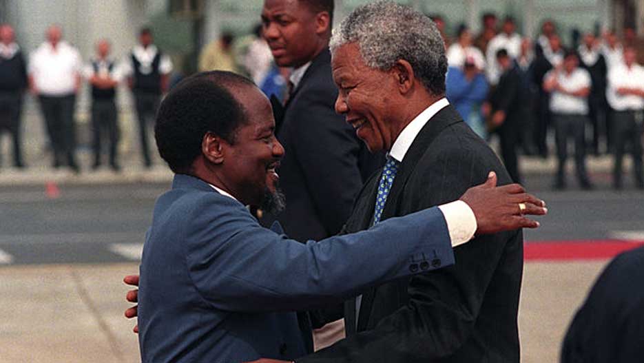 Joaquim Chissano and Nelson Mandela